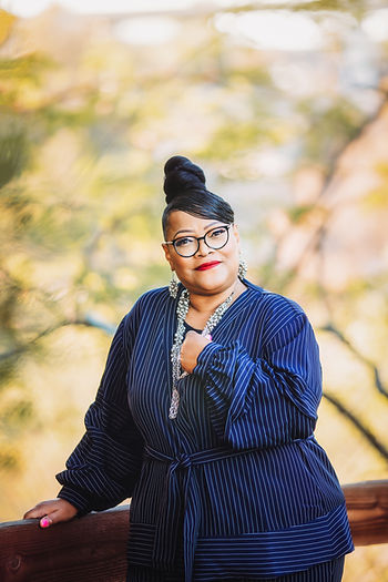 e80d52 902d937a3cfd492a825ab8d740b67805mv2 1