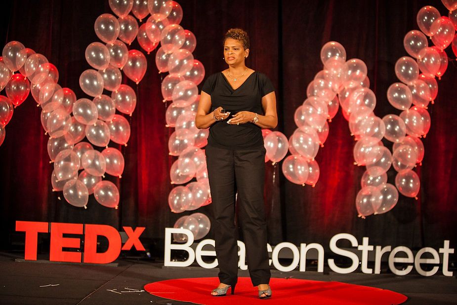 e80d52 a80d1954537e4aa09ff2b633e531eca2mv2