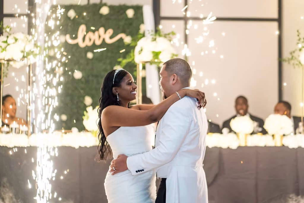 e80d52 b266b622f67c47e98ba456cfa0937800mv2 1