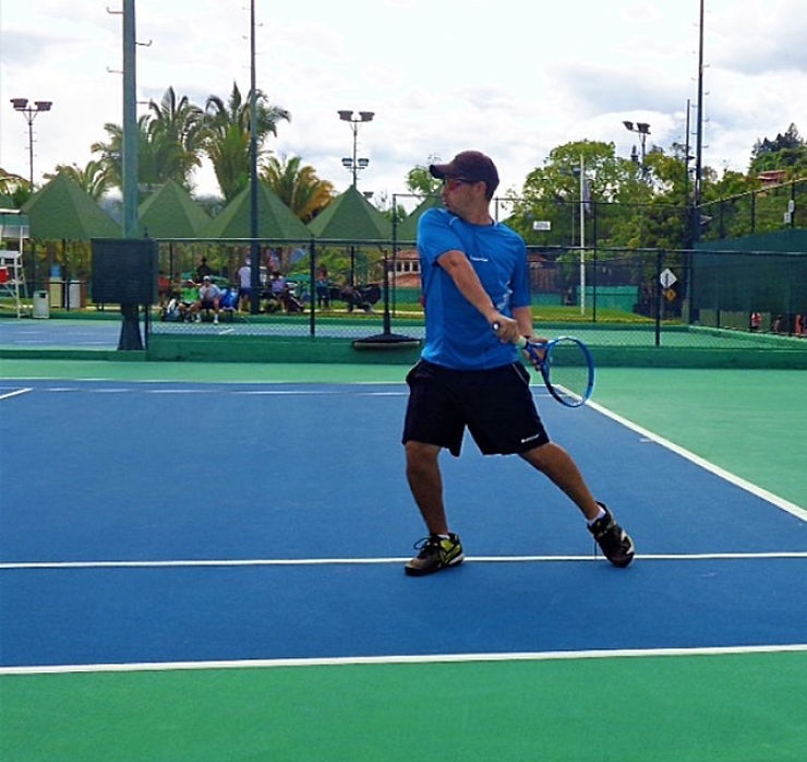 e80d52 b5f854361097442bb94c6a69baa07bd4mv2