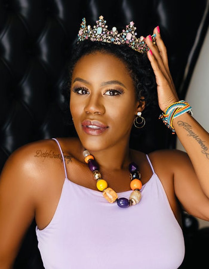 e80d52 07eb7c672a5e4f778b5bb1d242245367mv2