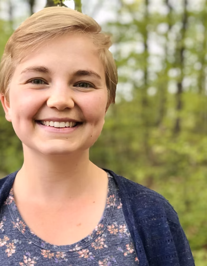 e80d52 8710c7002ff24d4b8ca15991c530edb2mv2